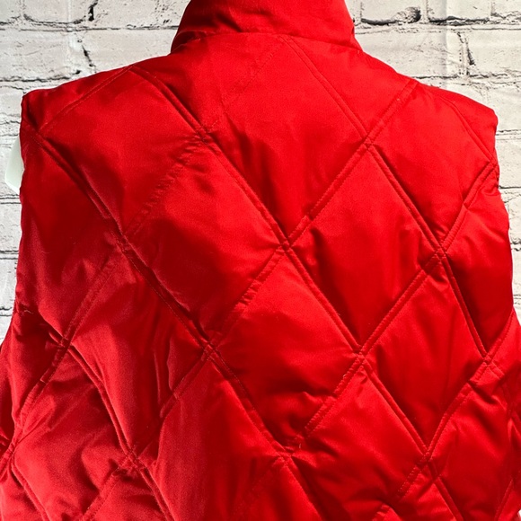 Gap Women’s down and feather quilted vest size extra large - Picture 10 of 12